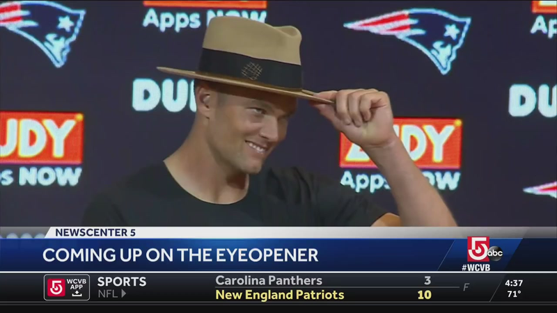Illustration for article titled Check Out Tom Brady And His Stupid Hat
